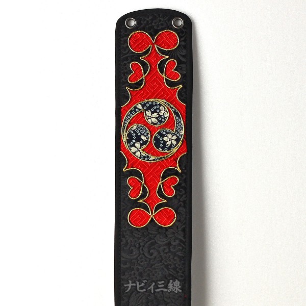 ティーガー金糸 赤地金襴御紋2